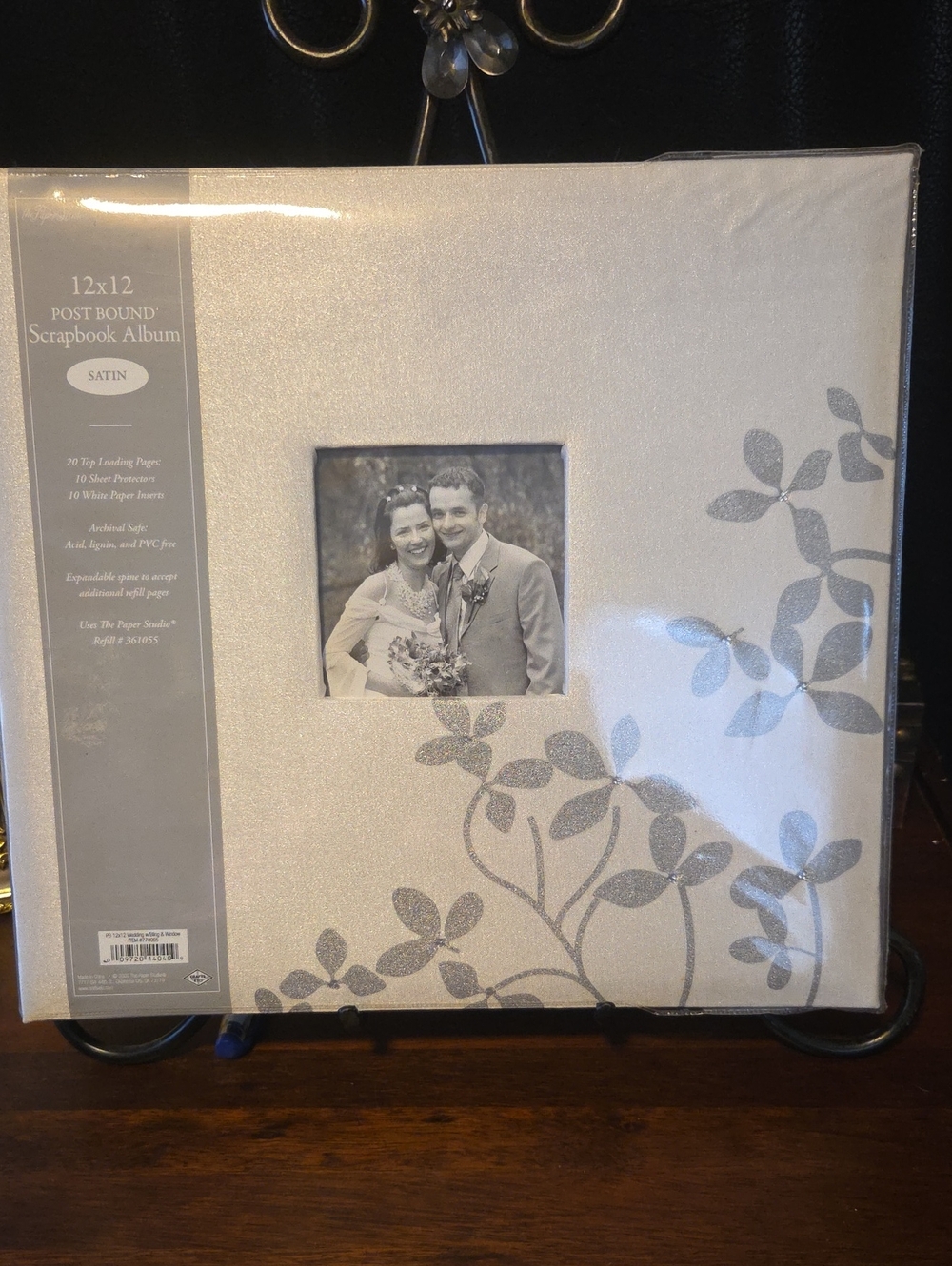 THE PAPER STUDIOSatin 12x12 Scrapbook Album in Ivory With Silver And Rhinestones